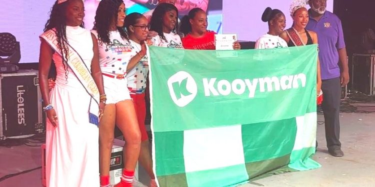 La colaboración creativa de Kooyman con SCDF revitaliza el Carnival Village