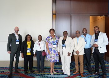 El Equipo de Gestión de Desastres de Statia participa en la Conferencia de Huracanes del Gobernador de 2025