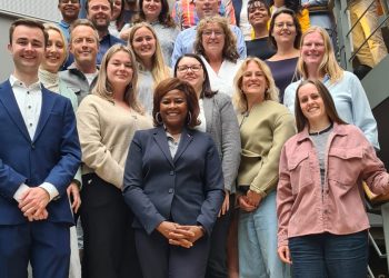 La Ministra Plenipotenciaria Arrindell participa en una mesa redonda en la Universidad de Ciencias Aplicadas de La Haya