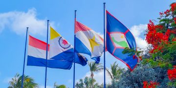 El Secretario de Estado Szabó informa a la Cámara de Representantes sobre el progreso de los acuerdos administrativos con Bonaire, St. Eustatius y Saba