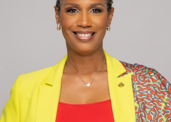 La Ministra Grisha se compromete a impulsar la economía mediante eventos culturales: Colabora con SCDF para realzar el Carnaval