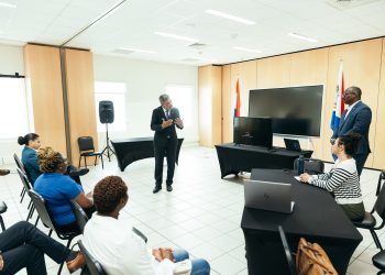 El Primer Ministro, Kadaster y Actores del Patrimonio se Comprometen a Cooperar para Fortalecer el Archivo Nacional