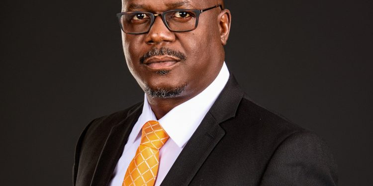 El vicelíder de SAM Cecil Nicholas critica a la oposición por “juegos políticos reciclados”