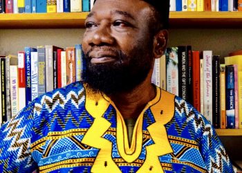 Dannabang Kuwabong de Ghana y la Pantera Rosa de Trinidad ganan el Premio de los Presidentes en la Feria del Libro de St. Maarten 2025