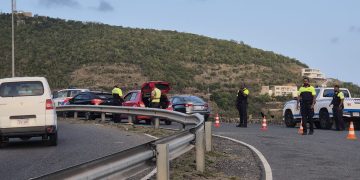 Controles Policiales continuos se centran en la seguridad vial, narcóticos ilícitos y armas