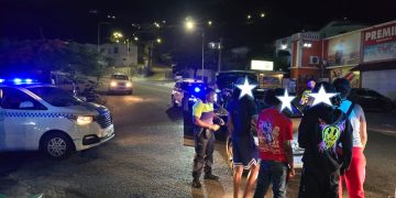 Varios sospechosos arrestados en investigaciones en curso relacionadas con armas de fuego