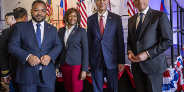 La Ministra Plenipotenciaria Arrindell asiste a la Ceremonia de Celebración del 249.º