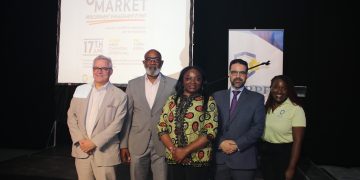 Contratistas asisten a la sesión de adquisiciones de la NRPB sobre acceso y transparencia de proveedores