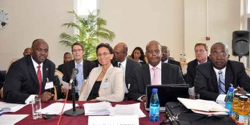 El Gobernador de Sint Maarten instala el Comité Organizador del Simposio de Gobernadores de 2025
