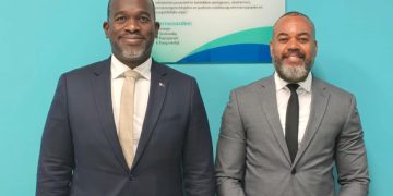 El Gobernador Baly realiza una visita de cortesía a APS
