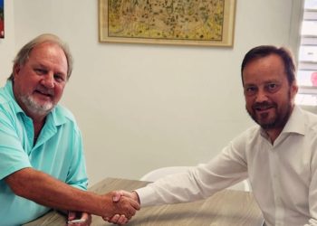 SHTA y Winair firman un acuerdo de colaboración para promocionar el destino St. Maarten/St. Martin