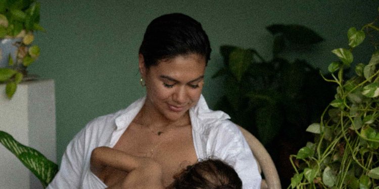 Atención Médica Juvenil recuerda a las potenciales participantes del 10.º Concurso Anual de Fotografía sobre Lactancia Materna