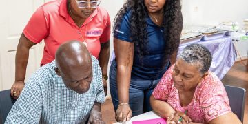 SZV fortalece el acceso de la comunidad a servicios y beneficios