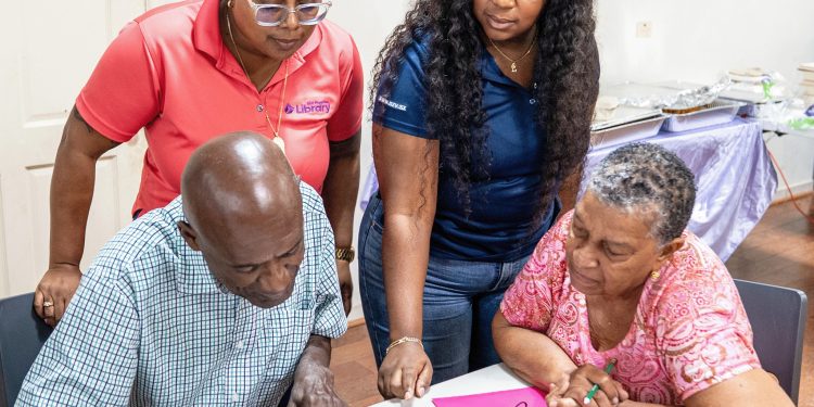 SZV fortalece el acceso de la comunidad a servicios y beneficios