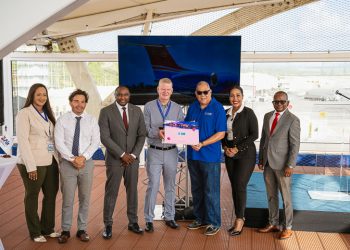 Celebran vuelo inaugural de Z Air conectando Curaçao y St. Maarten
