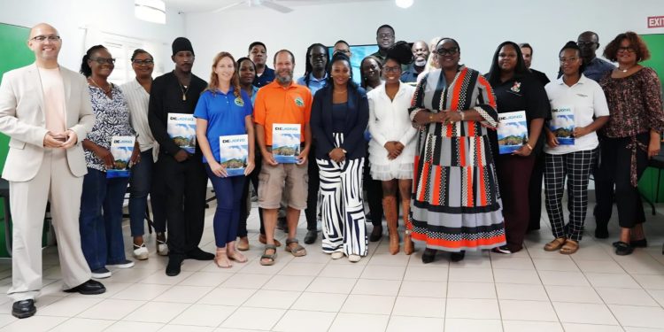 Supervisión y cumplimiento gubernamental en un taller en St. Estatius