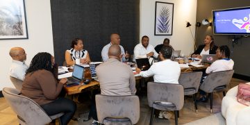 La Ministra de TEATT inicia conversaciones sobre planificación estratégica con el equipo directivo