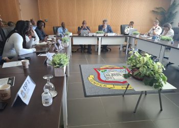 El Primer Ministro se reunió con el COE y diferentes autoridades