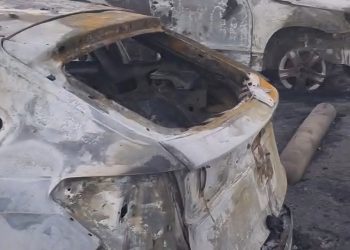 Arrestan sospechoso tras incendio de vehículo en el aeropuerto