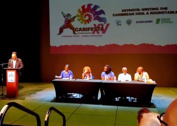 Escritores en la mesa redonda de CARIFESTA VX sobre la literatura como resistencia, innovación y memoria, por Jacqueline Sample