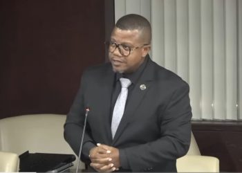 El Parlamentario Francisco Lacroes exige una reforma integral y una verdadera rendición de cuentas en NV GEBE