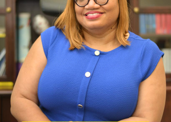 La Ministra de Finanzas, Honorable Marinka J. Gumbs, introduce requisitos para las órdenes de compra para mejorar los pagos a proveedores