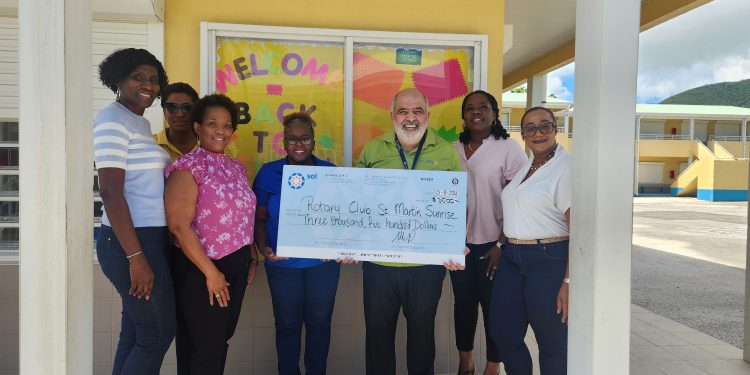 Sol Antilles N.V. y el Club Rotario de St. Martin Sunrise extienden su colaboración con el Programa de Desayunos hasta 2025-2026