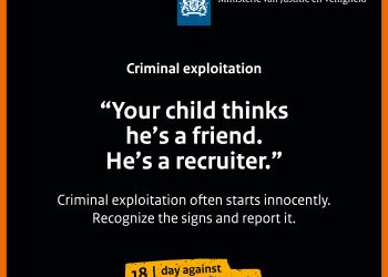 La trata de personas no se detiene sola. Manténgase alerta. Denuncie las señales