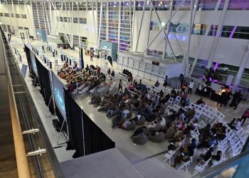 PJIAE celebra su primera noche de cine para 250 niños