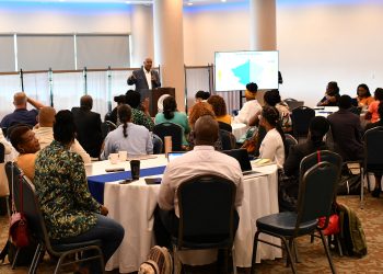 Reduciendo la brecha entre la educación y el mercado laboral: Mesa redonda organizada por el Ministerio de Educación, el equipo del proyecto SEA y TWO