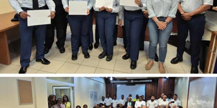 La Policía de Sint Maarten celebró una ceremonia de ascenso para los oficiales de la Clase 5 de BPO