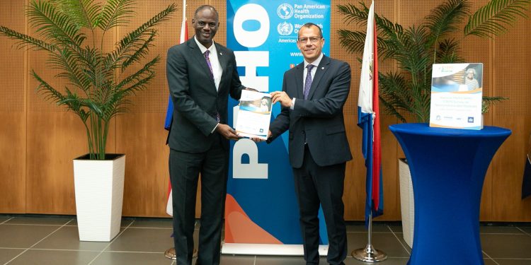 Entregan informe final de la encuesta STEPS al Ministro de VSA