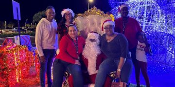 El Aeropuerto Internacional Princesa Juliana se ilumina para la temporada navideña