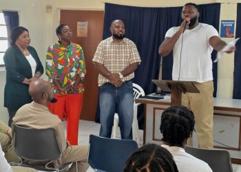 Reclusos impactados por una poderosa sesión de empoderamiento