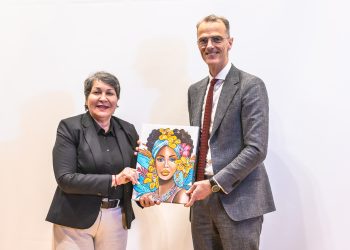 Jeanette Semeleer insta a una acción valiente y colaborativa para fortalecer la resiliencia del Caribe