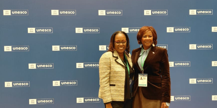 La Embajadora de Jamaica, Mills, expresa su sincero agradecimiento a la Ministra Plenipotenciaria Arrindell