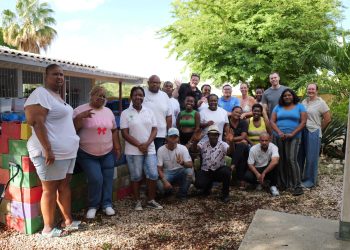 Sint Maarten y Curaçao fortalecen su capacidad local de reciclaje mediante el intercambio internacional de conocimientos