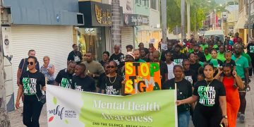 Marcha de Concientización sobre la Salud Mental Une a la Comunidad en el Día Mundial de la Bondad