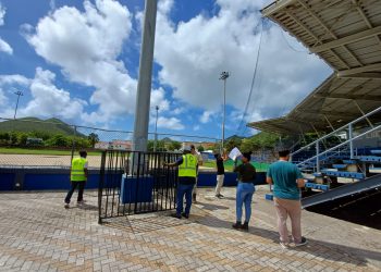 El Fondo Fiduciario reanuda las licitaciones para escuelas, gimnasios y el Centro de Operaciones de Emergencia (COE)