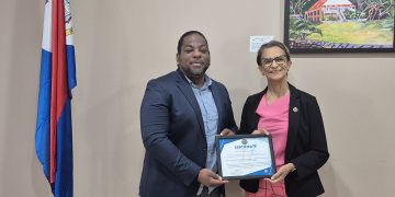 SZV es reconocida como una de las embajadoras de la IA y tecnología de St. Maarten