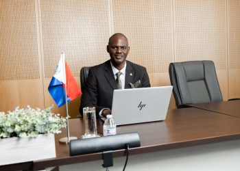 El Ministro Brug reflexiona sobre los hitos del sector salud en su primer año de mandato