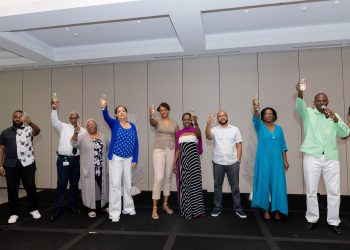 El Ministro Richinel Brug reflexiona sobre su primer año de mandato y rinde homenaje al personal y pensionados de la VSA