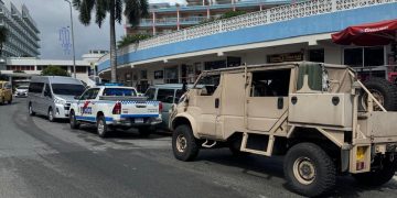 La Fuerza de Policía de St. Maarten (KPSM) lidera operaciones conjuntas con apoyo militar en respuesta al aumento de la delincuencia