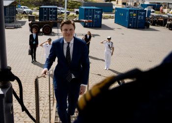 Visita de trabajo del Ministro de Defensa al Caribe