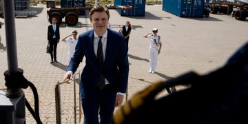 Visita de trabajo del Ministro de Defensa al Caribe