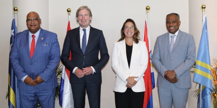 La Ministra Tackling Organiza la Consulta Judicial Cuatripartita (JVO) en Sint Maarten con un Formato Renovado