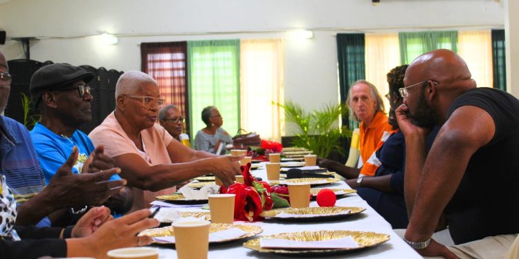 “Patrimonio en Formación: Personas Mayores y Creativas Forjan el Futuro de Statia”
