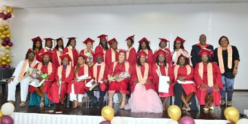 Veintidós estudiantes se gradúan del Curso Acelerado de Enfermería Registrada de SMMC