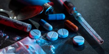 Presuntos narcóticos hallados durante un allanamiento en EUX