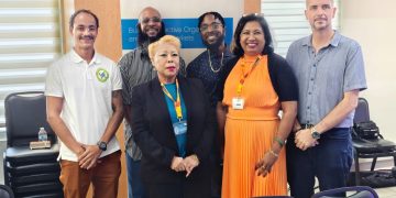 Miembros de la Junta Directiva de URSM participan en capacitación sobre gobernanza corporativa